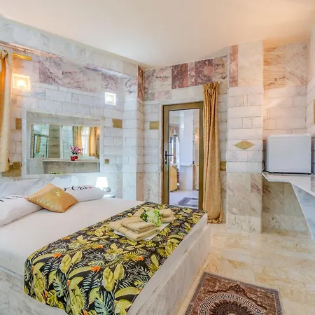 Villa Paco's Luxury House 16